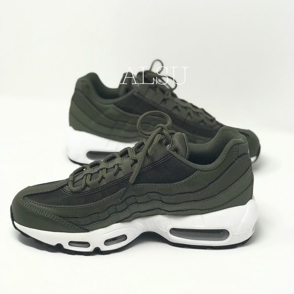 NWT Nike Air Max 95 Olive Canvas W AUTHENTIC - Picture 2 of 8